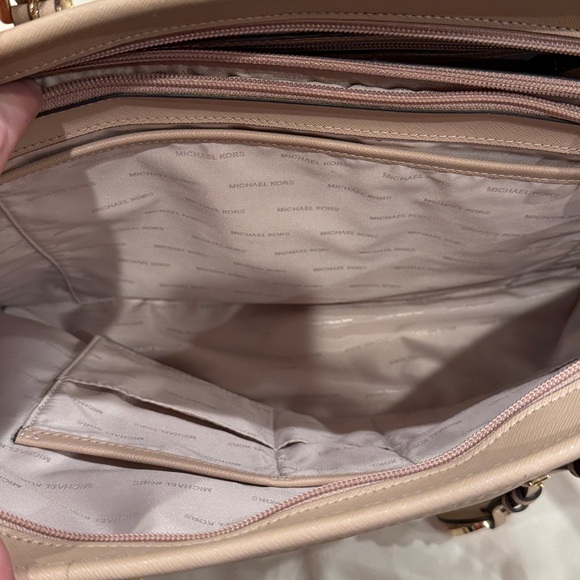 Michael Kors Tan Leather Tote Bag - Picture 5 of 9